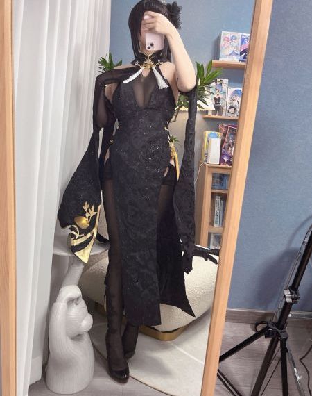女邻居在线