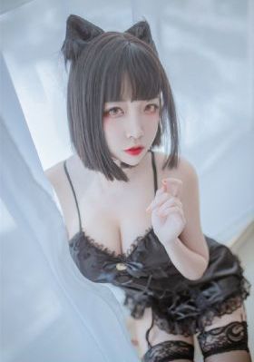 年轻的秘书3在线观看