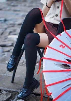 年轻的教师在线观看